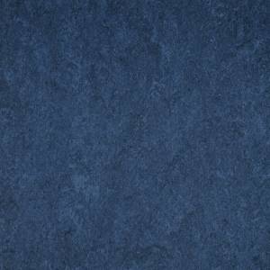 Натуральный линолеум Marmorette LPX 121-149 dark blue